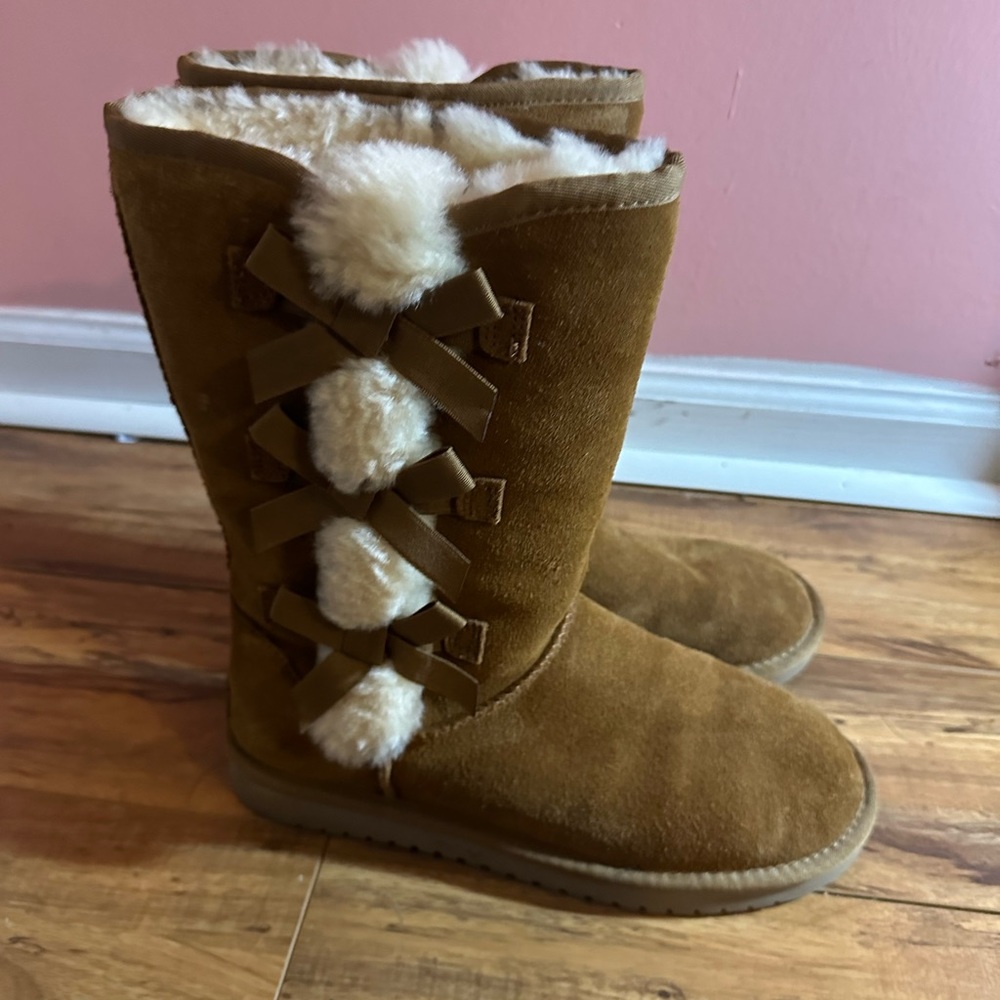 Brown boots
